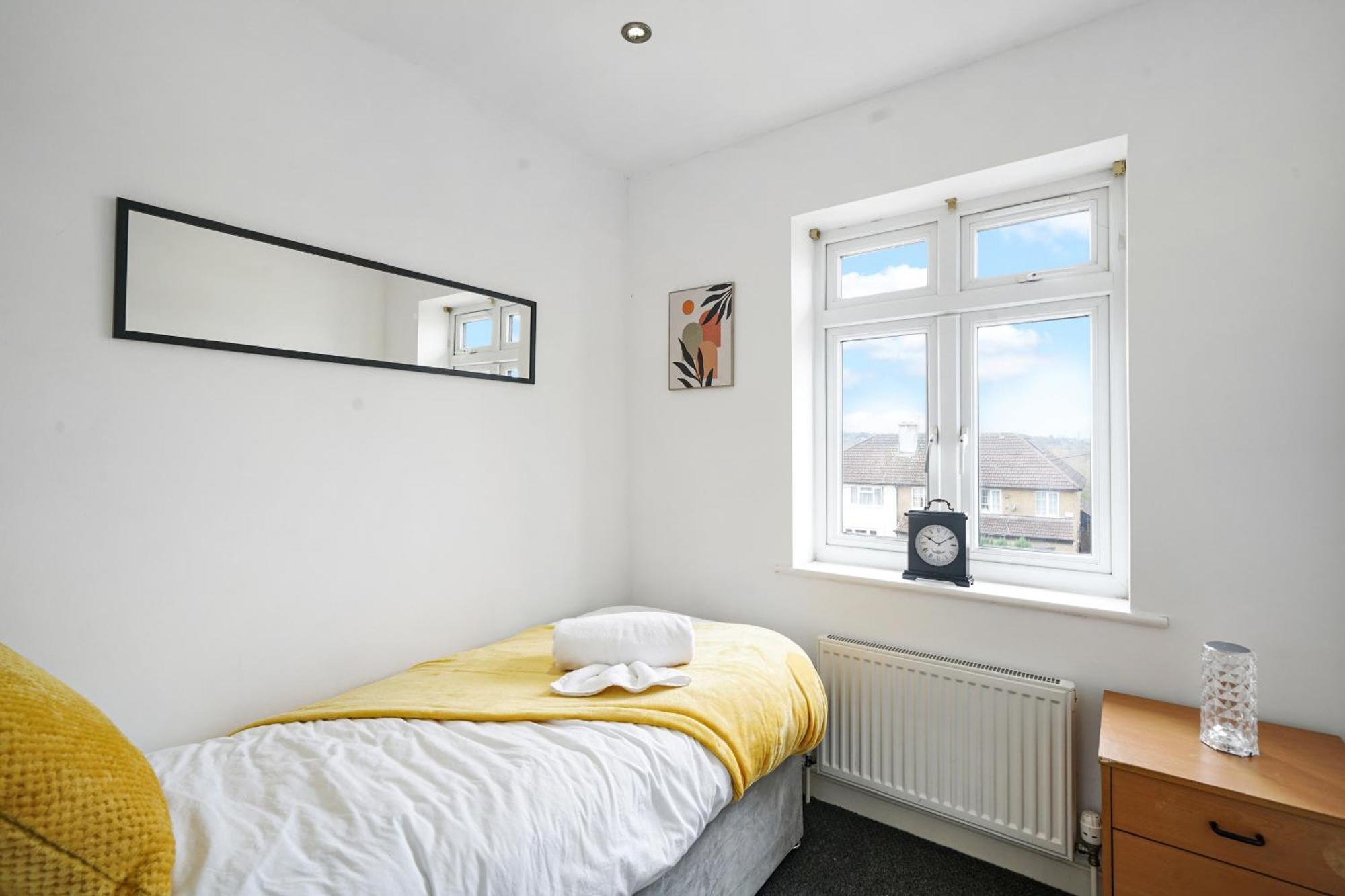Spa Shower I 4Bed 3Bath I Sleeps X9 I Parking X2 Elstree Exterior foto